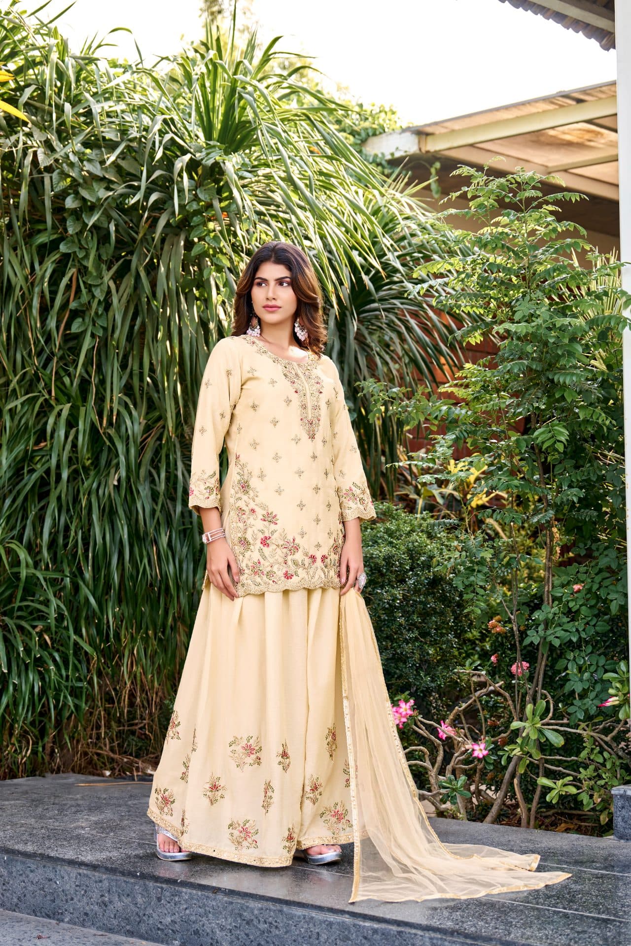 Ethnic wear look